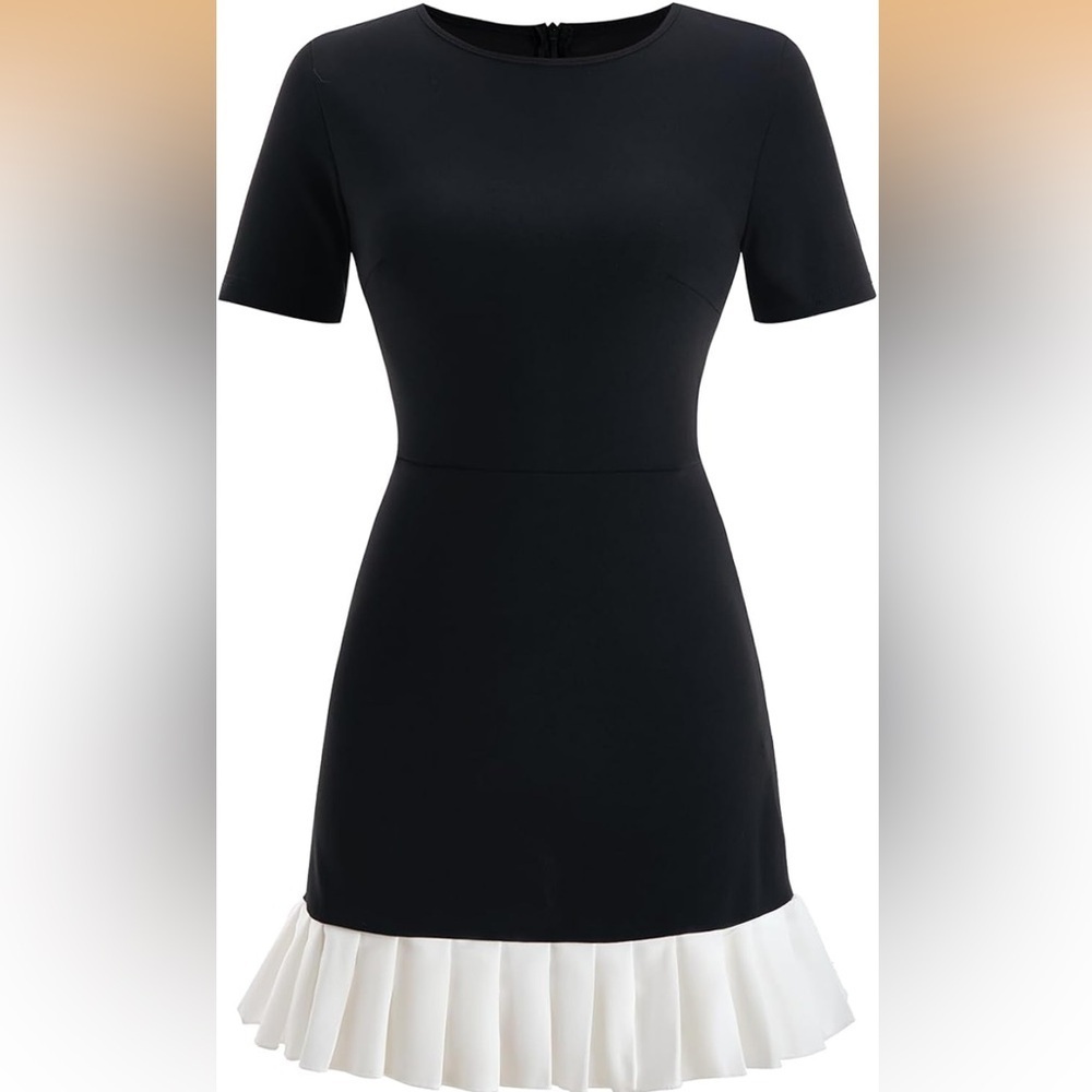 66. Chic Black and White Pleated Hem Mini Dress NWOT Size Small P